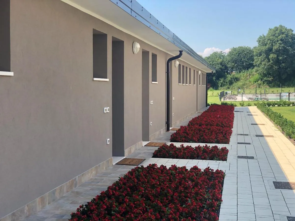 Alloggio per agriturismo Agricamping Al grappolo diVino Lazise